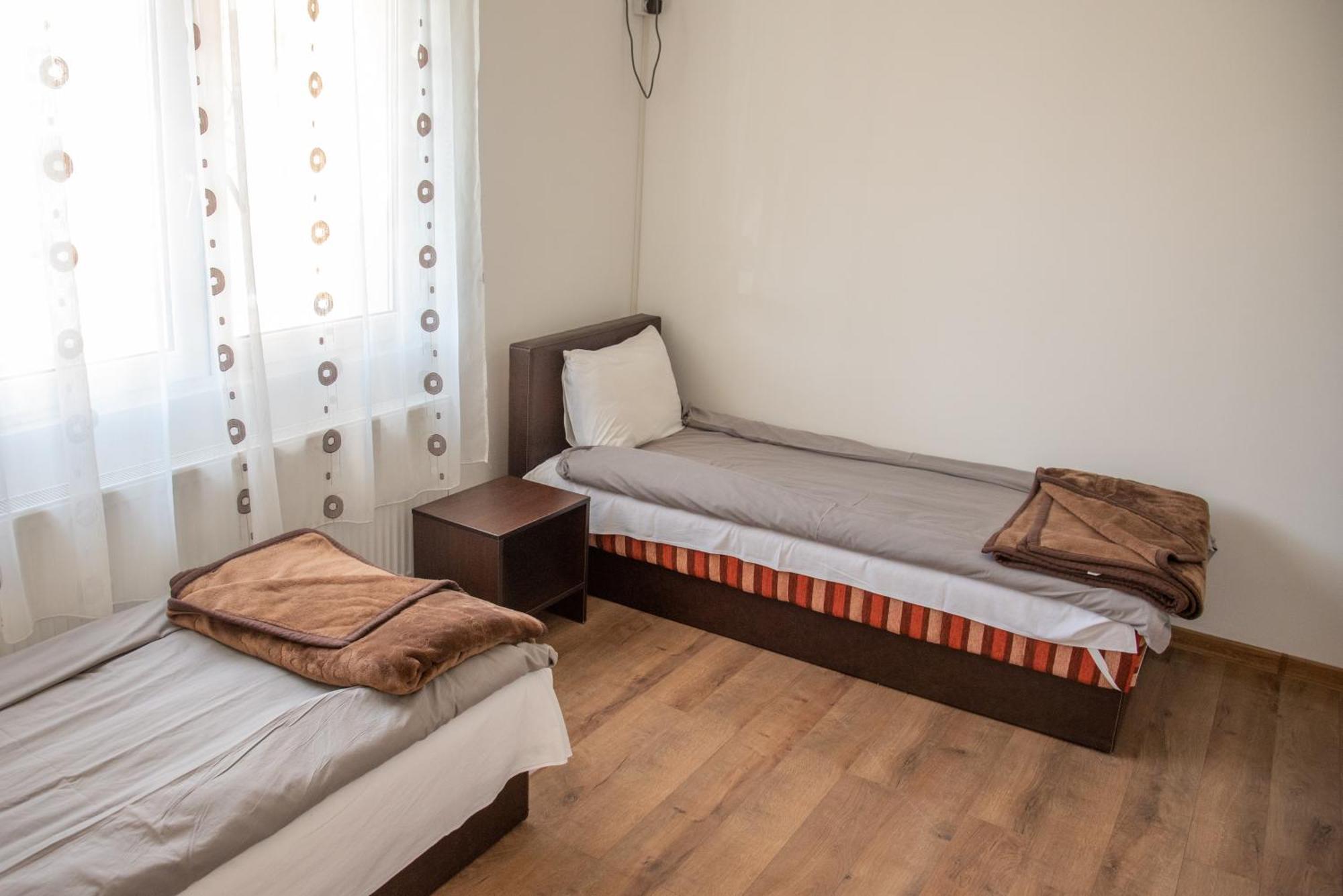Apartments Kuca Aleksic Ni Exterior foto