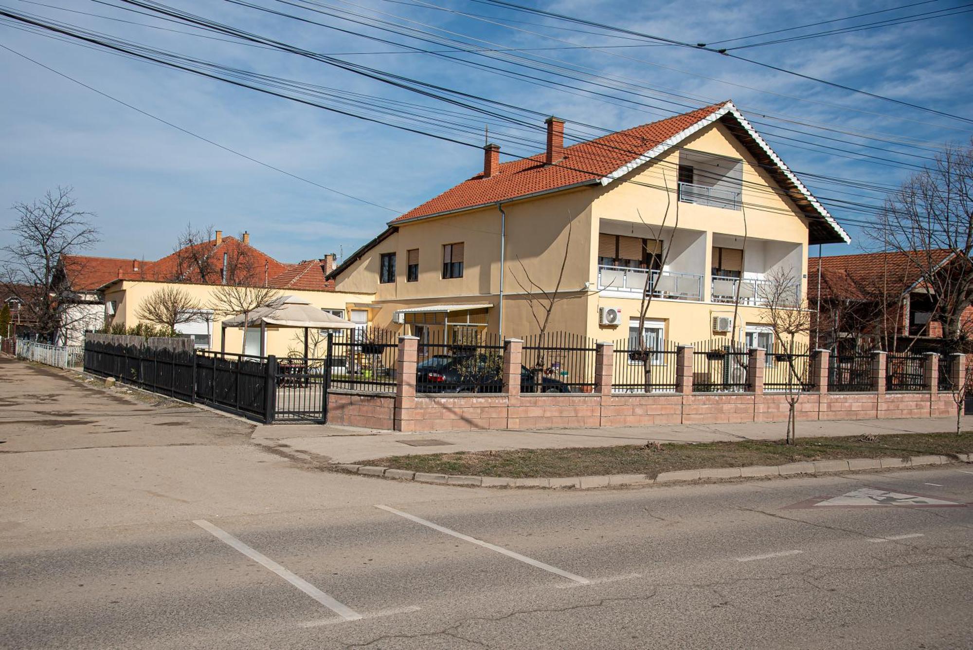 Apartments Kuca Aleksic Ni Exterior foto