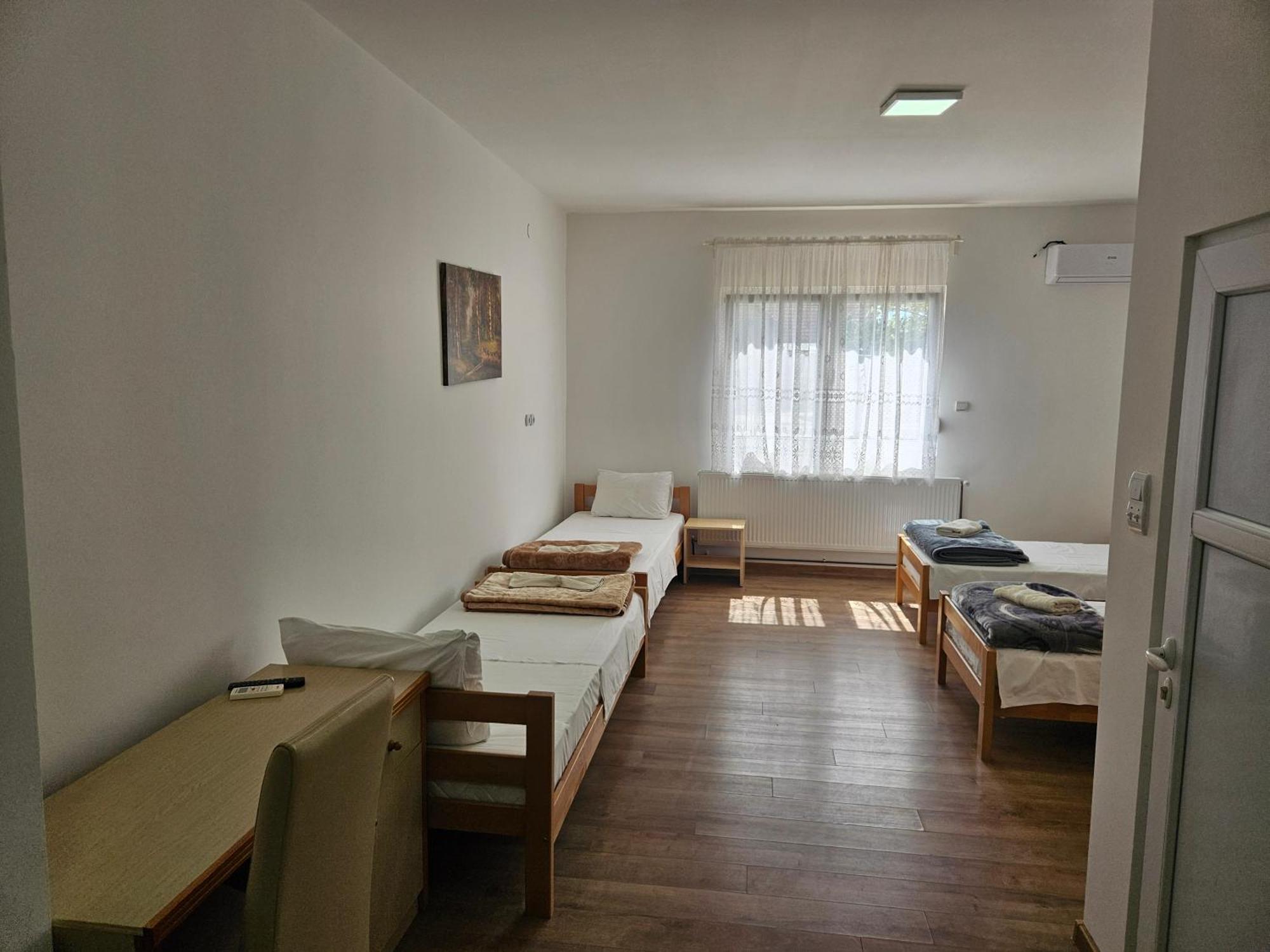 Apartments Kuca Aleksic Ni Exterior foto