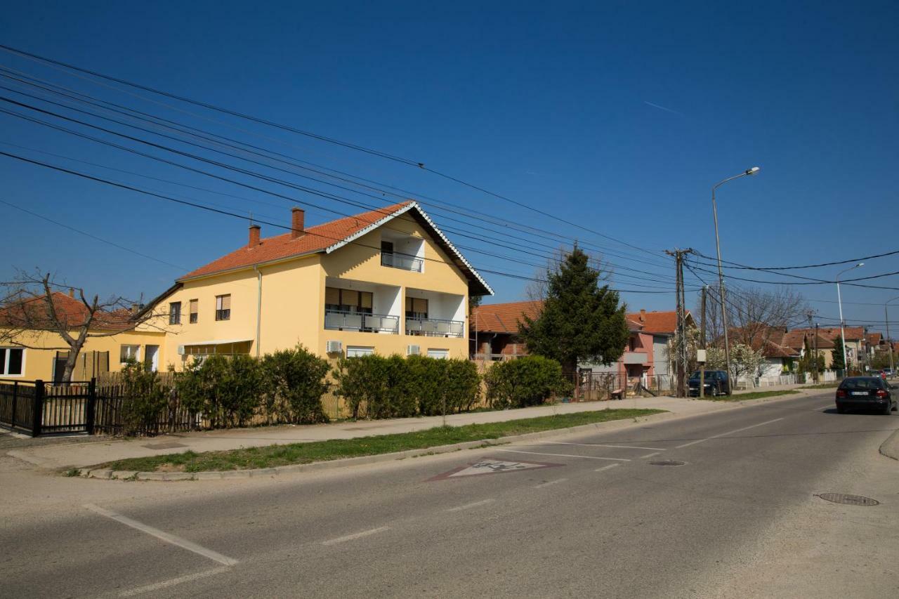 Apartments Kuca Aleksic Ni Exterior foto