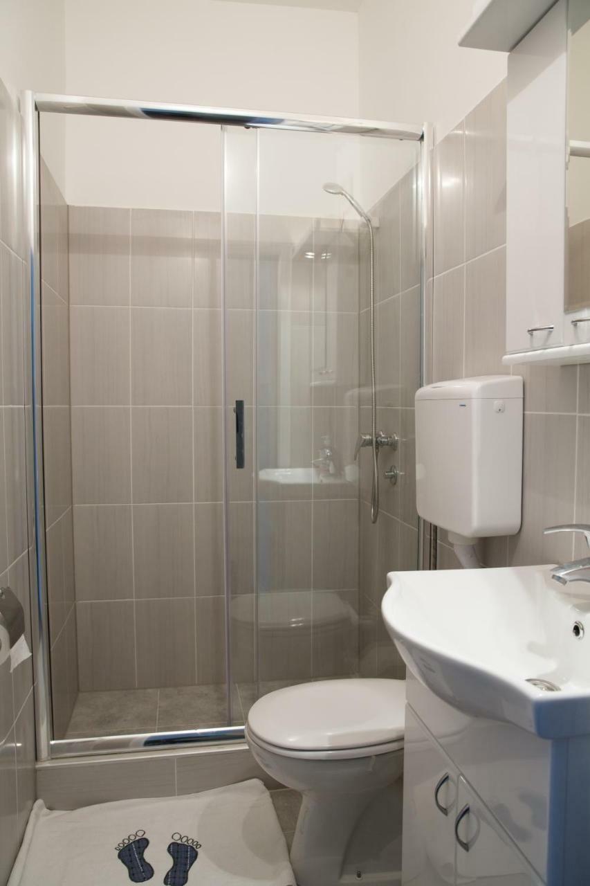 Apartments Kuca Aleksic Ni Exterior foto